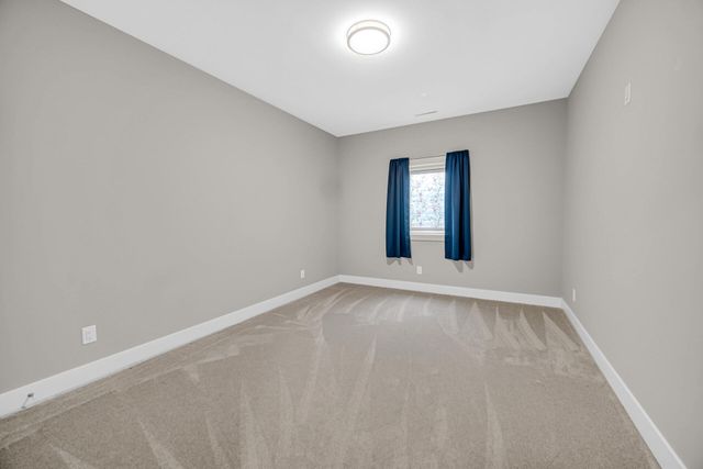 2502 Stirling Drive, Valparaiso, IN 46383