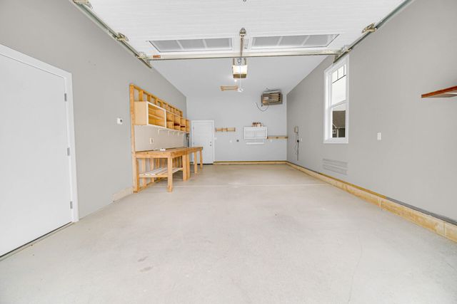 2502 Stirling Drive, Valparaiso, IN 46383