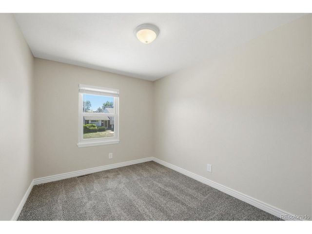 7753 Saulsbury St, Arvada, CO 80003