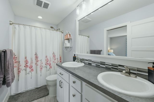10536 Rockfield Road, Allendale, MI 49401