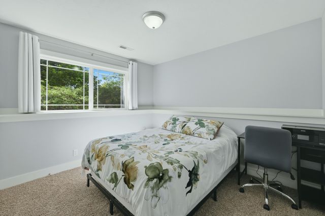 10536 Rockfield Road, Allendale, MI 49401