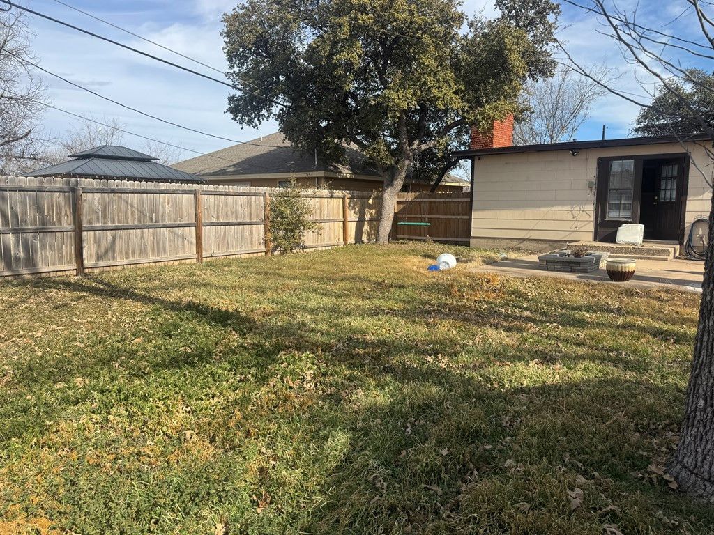 Image 16 of property listing at 2802 Field Street, San Angelo, TX 76901