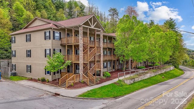 800 Meadowview Drive Unit #2, Boone, NC 28607
