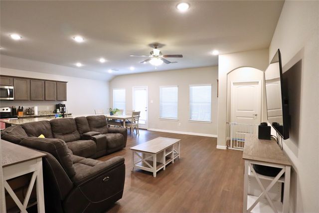 106 Cornell Avenue, Farmersville, TX 75442