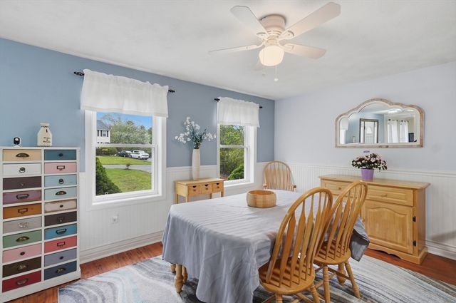 17 Unicorn Circle, Amesbury, MA 01913