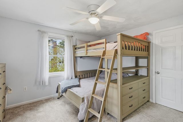17 Unicorn Circle, Amesbury, MA 01913