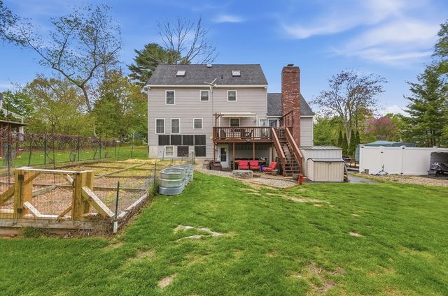 17 Unicorn Circle, Amesbury, MA 01913
