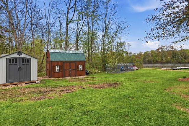 17 Unicorn Circle, Amesbury, MA 01913