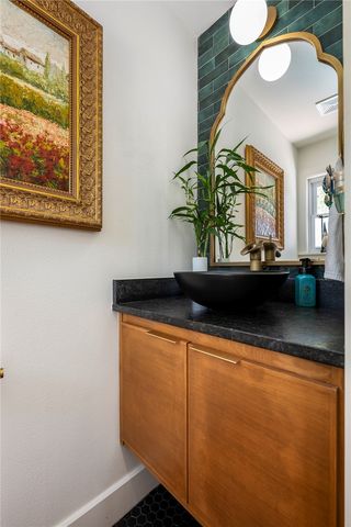 404 NW H Street, Bentonville, AR 72712