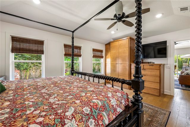 404 NW H Street, Bentonville, AR 72712