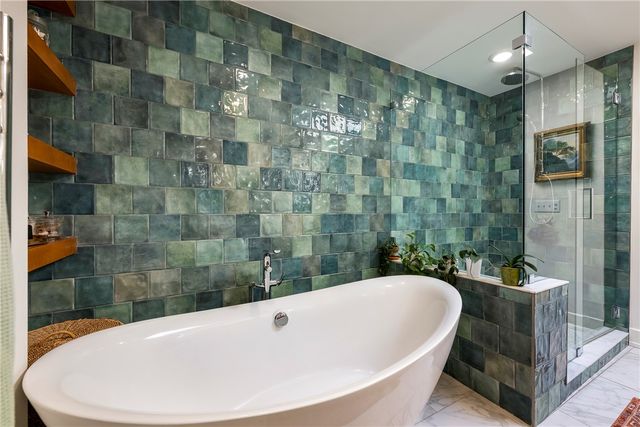 404 NW H Street, Bentonville, AR 72712
