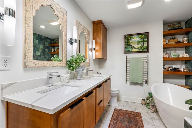 404 NW H Street, Bentonville, AR 72712