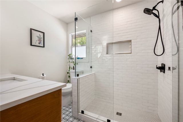 404 NW H Street, Bentonville, AR 72712