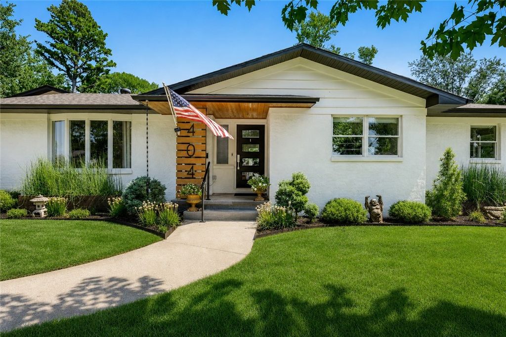 404 NW H Street, Bentonville, AR 72712