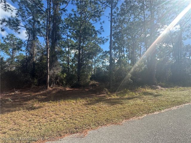 240 Humphrey Avenue, Lake Placid, FL 33852