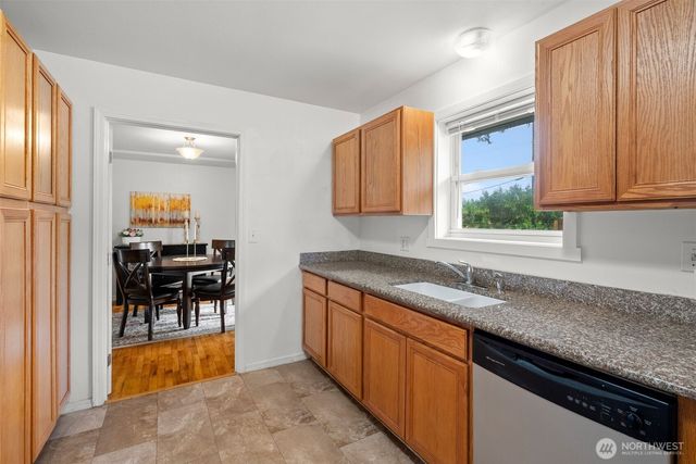 10109 Becker Drive SW, Lakewood, WA 98499