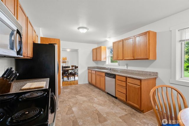 10109 Becker Drive SW, Lakewood, WA 98499