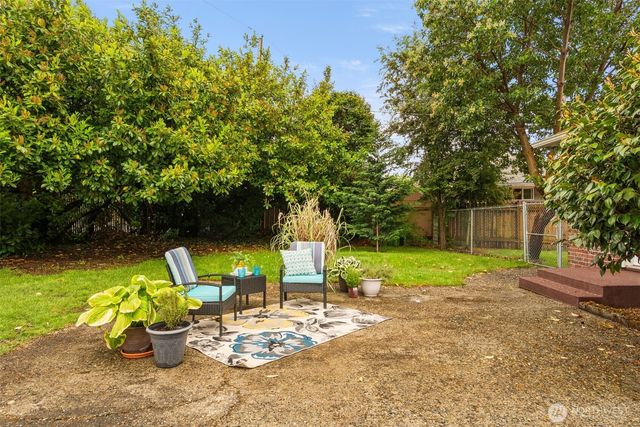 10109 Becker Drive SW, Lakewood, WA 98499