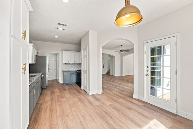 2124 Newport Drive, Flower Mound, TX 75028