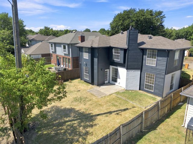 2124 Newport Drive, Flower Mound, TX 75028