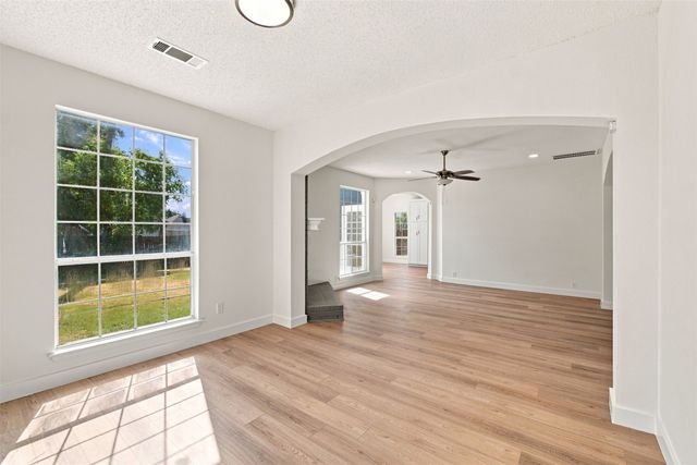 2124 Newport Drive, Flower Mound, TX 75028
