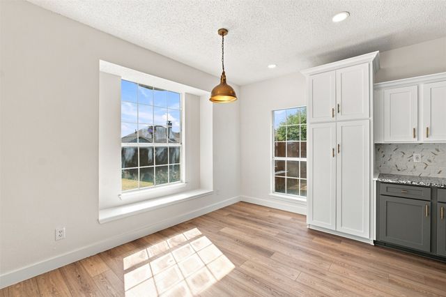 2124 Newport Drive, Flower Mound, TX 75028