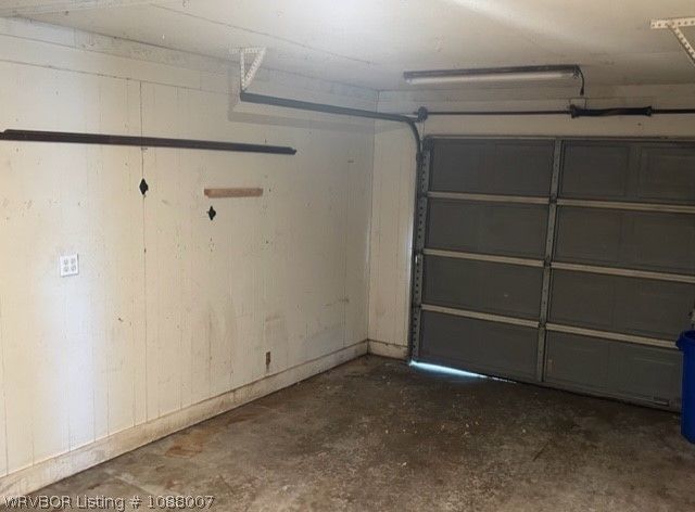 6808 9th Street, Fort Smith, AR 72908