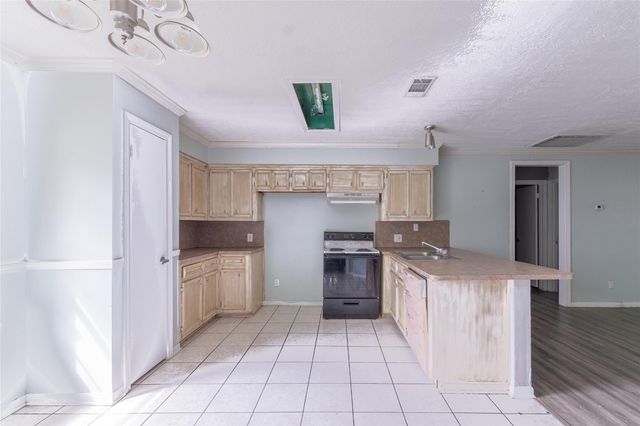 222 Cool Cove, Montgomery, TX 77356