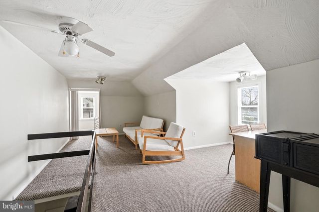 119-121 GRANDVIEW AVE, Pitman, NJ 08071