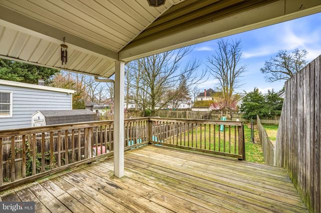 119-121 GRANDVIEW AVE, Pitman, NJ 08071