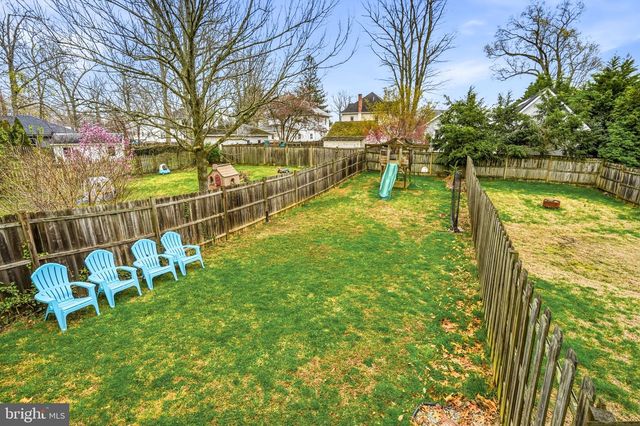 119-121 GRANDVIEW AVE, Pitman, NJ 08071