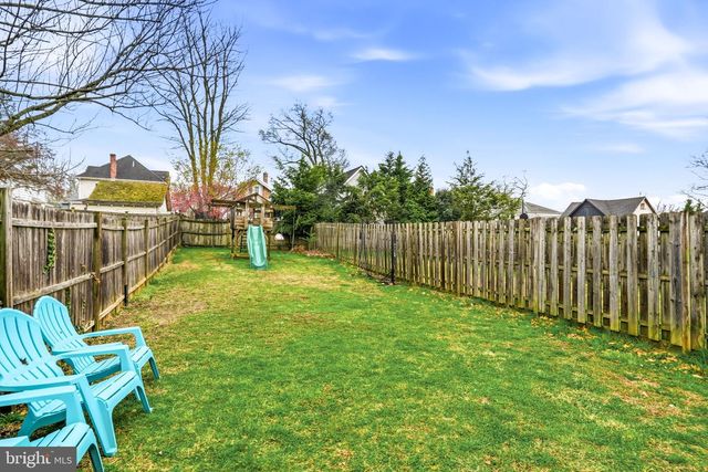 119-121 GRANDVIEW AVE, Pitman, NJ 08071