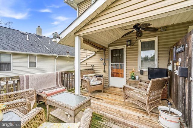 119-121 GRANDVIEW AVE, Pitman, NJ 08071