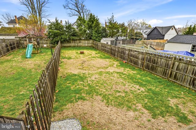 119-121 GRANDVIEW AVE, Pitman, NJ 08071