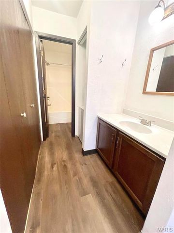 147 ASHLEY Drive, Fairview Heights, IL 62208