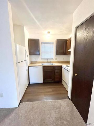 147 ASHLEY Drive, Fairview Heights, IL 62208