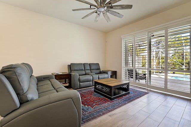 7004 SE Twin Oaks Circle, Stuart, FL 34997