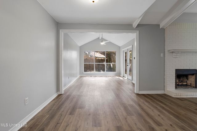 92 Hunter Drive, Ocean Springs, MS 39564