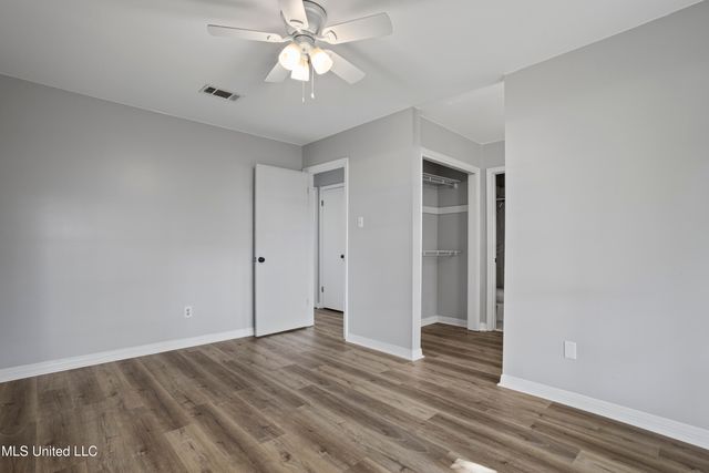 92 Hunter Drive, Ocean Springs, MS 39564