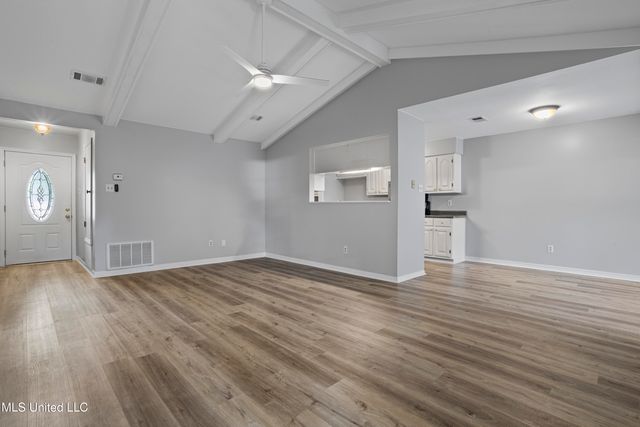 92 Hunter Drive, Ocean Springs, MS 39564