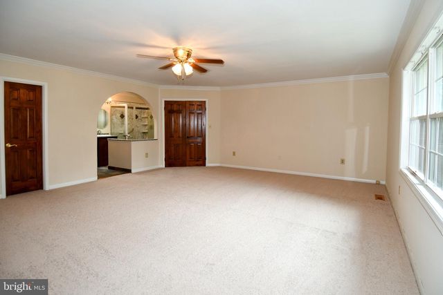 3203 RIVERVIEW DR, Triangle, VA 22172