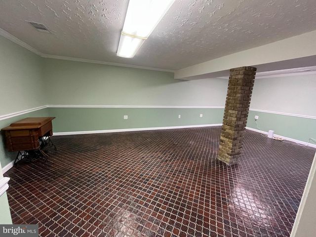 3203 RIVERVIEW DR, Triangle, VA 22172