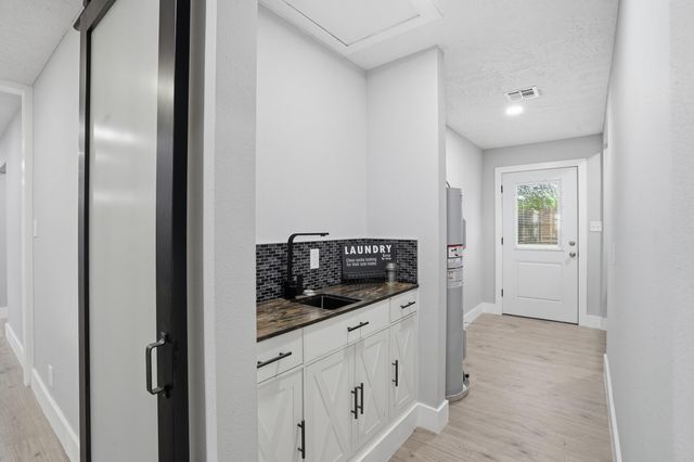 1113 Virginia, Deridder, LA 70634