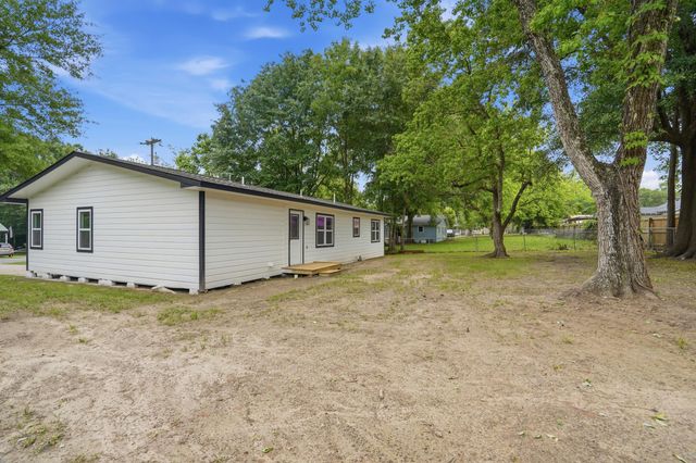 1113 Virginia, Deridder, LA 70634