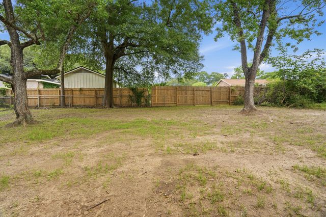 1113 Virginia, Deridder, LA 70634