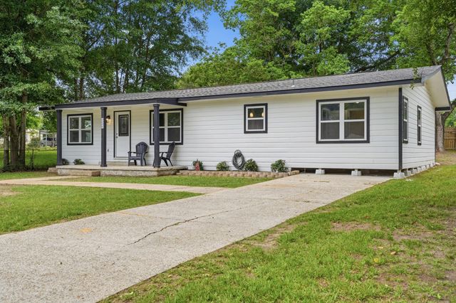 1113 Virginia, Deridder, LA 70634