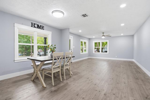1113 Virginia, Deridder, LA 70634