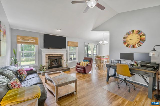 137 JEFFERSON DR, Palmyra, VA 22963