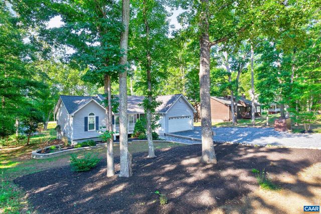 137 JEFFERSON DR, Palmyra, VA 22963