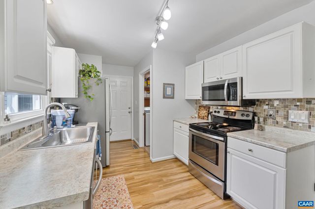 137 JEFFERSON DR, Palmyra, VA 22963